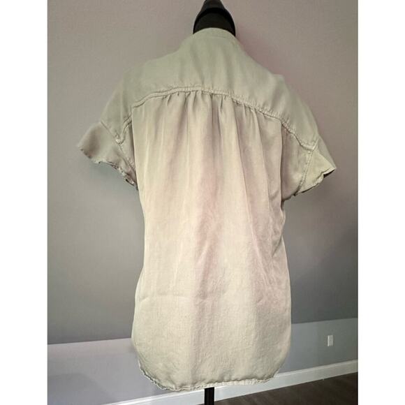 Cloth & Stone | Size: XSmall | Flutter Sleeve button‎ front blouse - Picture 8 of 12